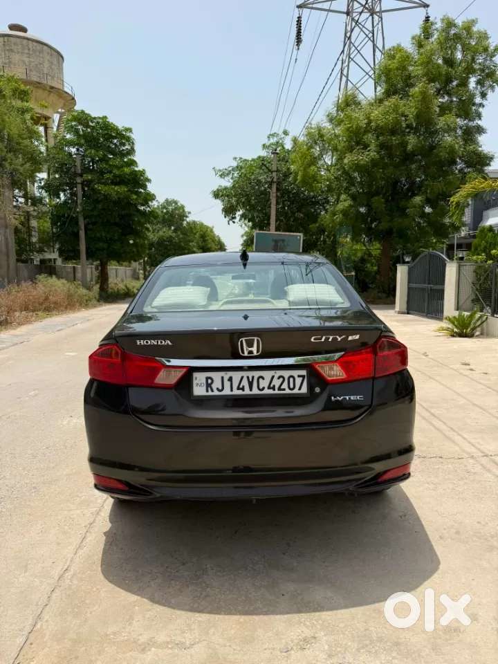 Honda City 1.5 V 4th Gen I-vtec Mt, 2016, Petrol