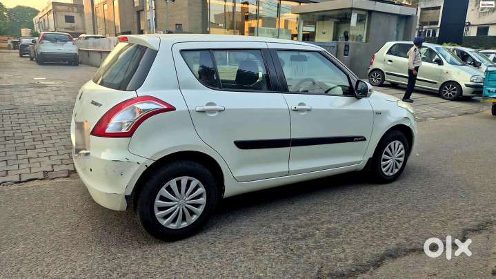 Maruti Suzuki Swift Vxi, 2016, Petrol