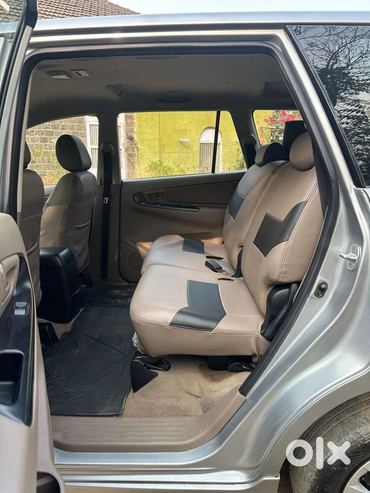 Toyota Innova 2.5 G (diesel) 7 Seater, 2015, Diesel