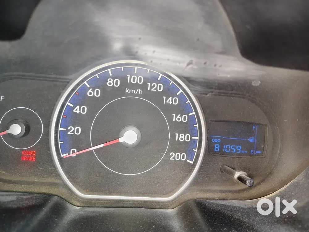 Hyundai I10 2012 Lpg 80000 Km Driven
