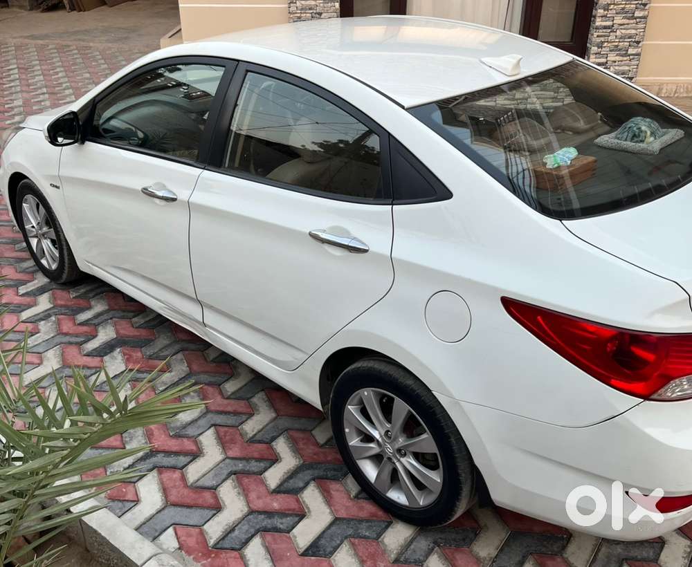 Hyundai Fluidic Verna 2013 Diesel Manual Car