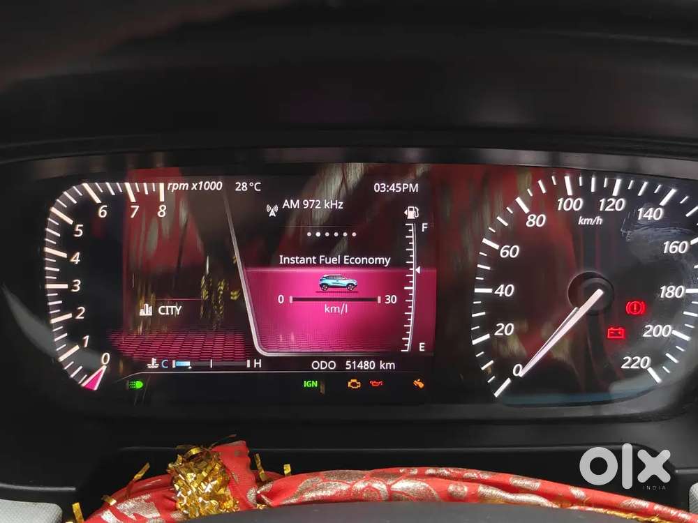 Tata Punch Dual Tone Petrol Manual 2024