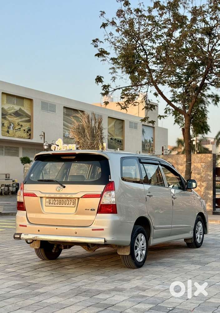 Toyota Innova 2.5 G (diesel) 8 Seater, 2015, Diesel