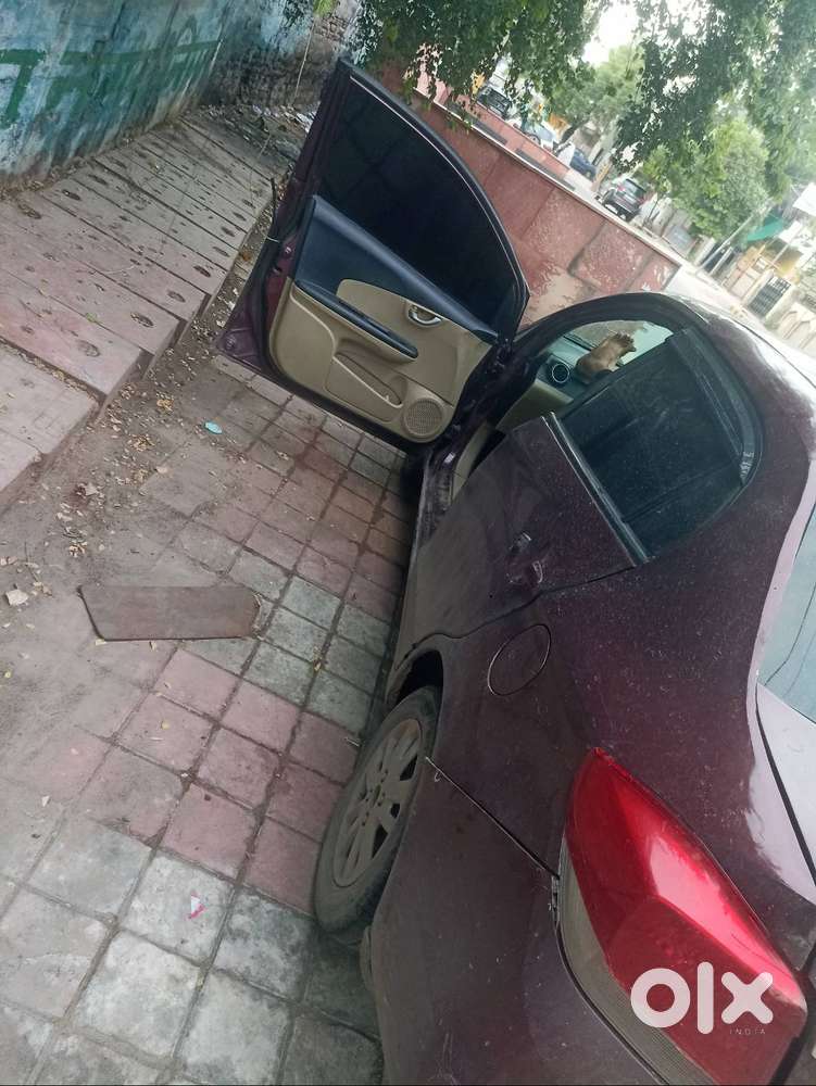 Selling Used Honda Amaze 2015 Model