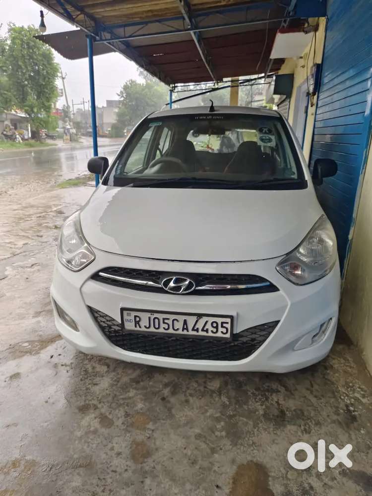 Hyundai I10 Era 2012 With Cng Kit Excellent Condition