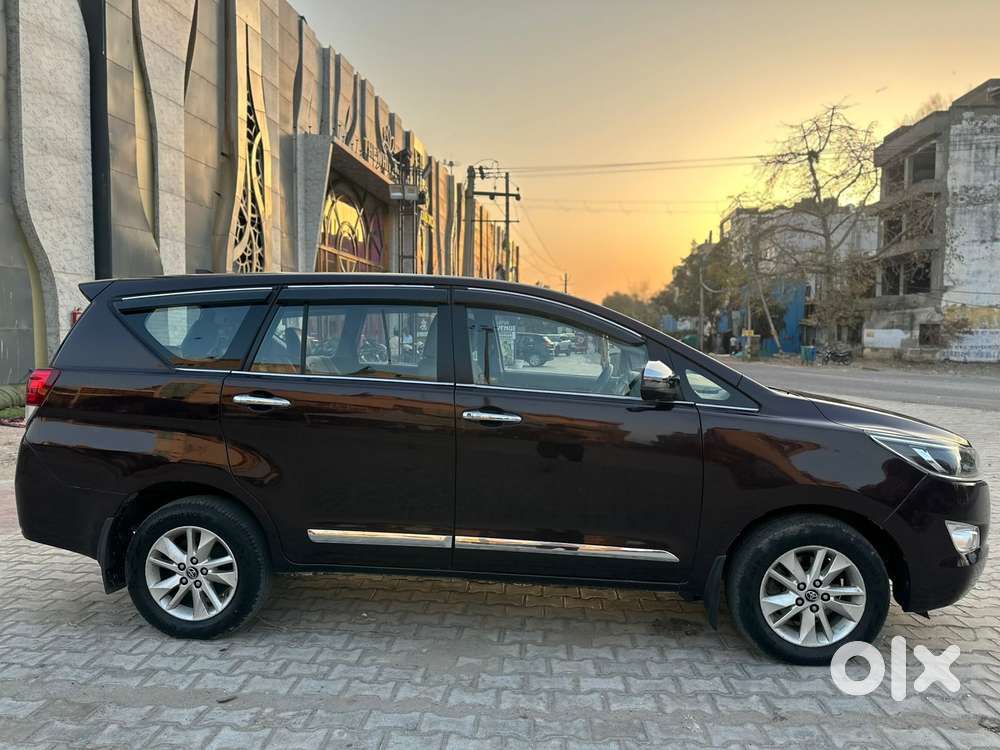 Toyota Innova Crysta 2.4 V, 2018, Diesel
