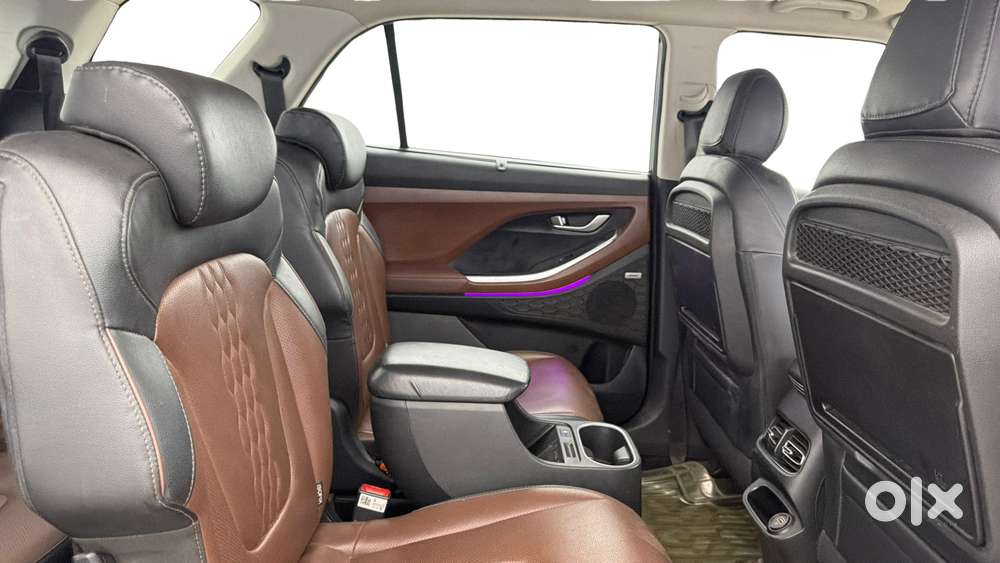 Hyundai Alcazar 2.0 Signature (o) Petrol At 6 Str, 2021, Petrol
