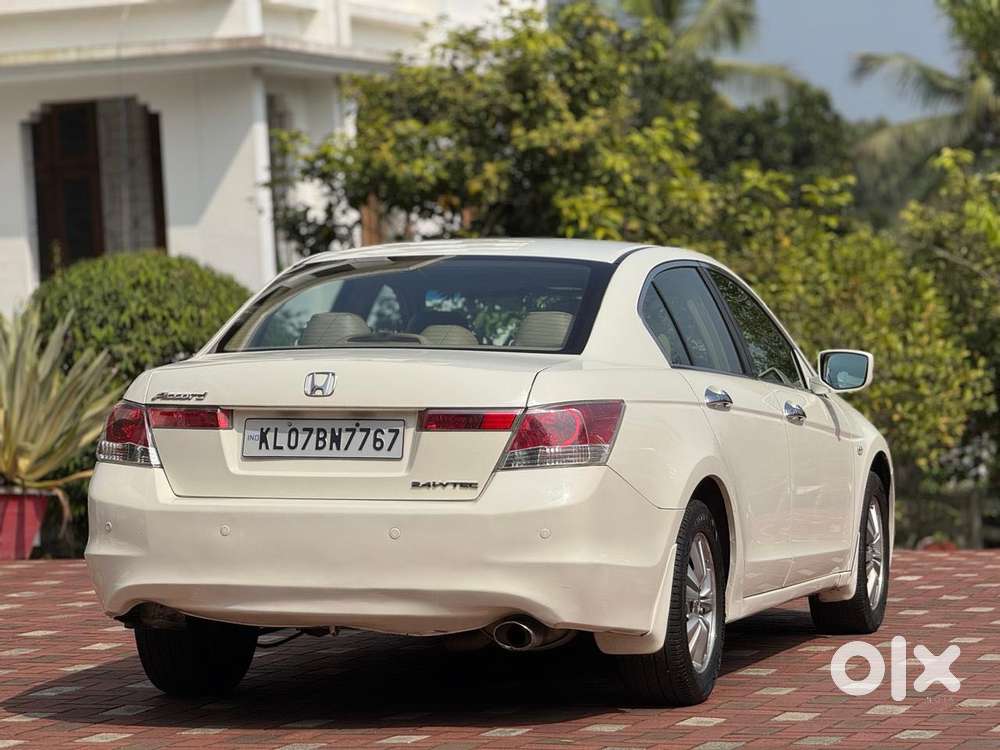 Honda Accord 2.4 Elegance Automatic, 2010, Petrol