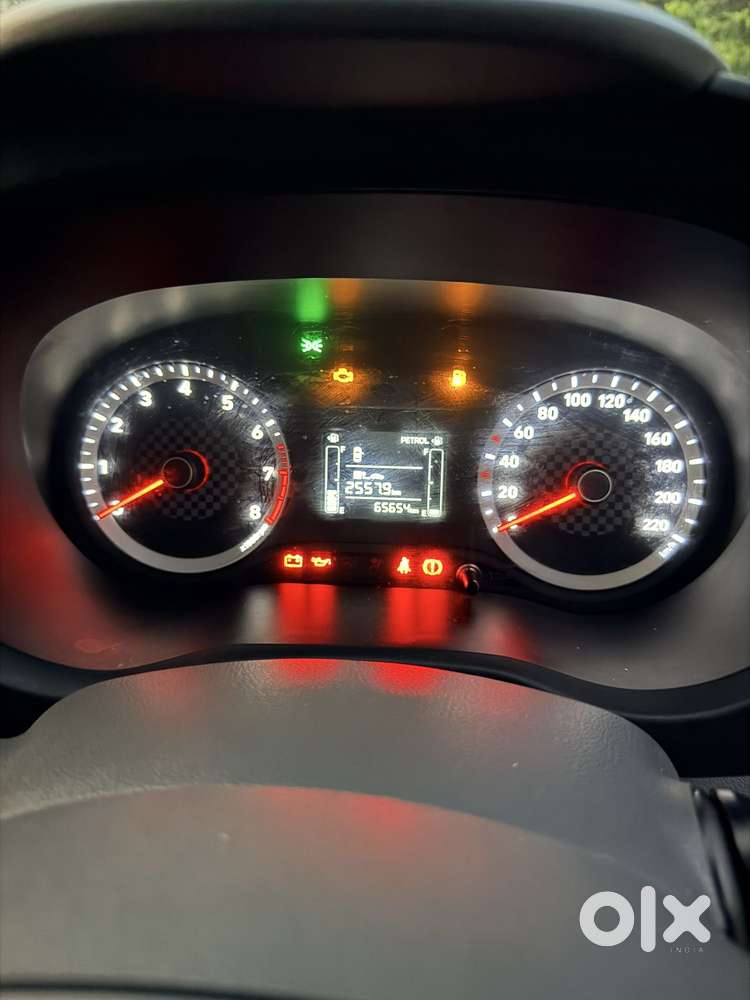 Hyundai Aura 1.2 S Cng, 2022, Cng & Hybrids