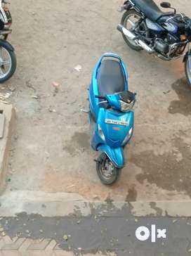 Scooty 2nd deals hand olx