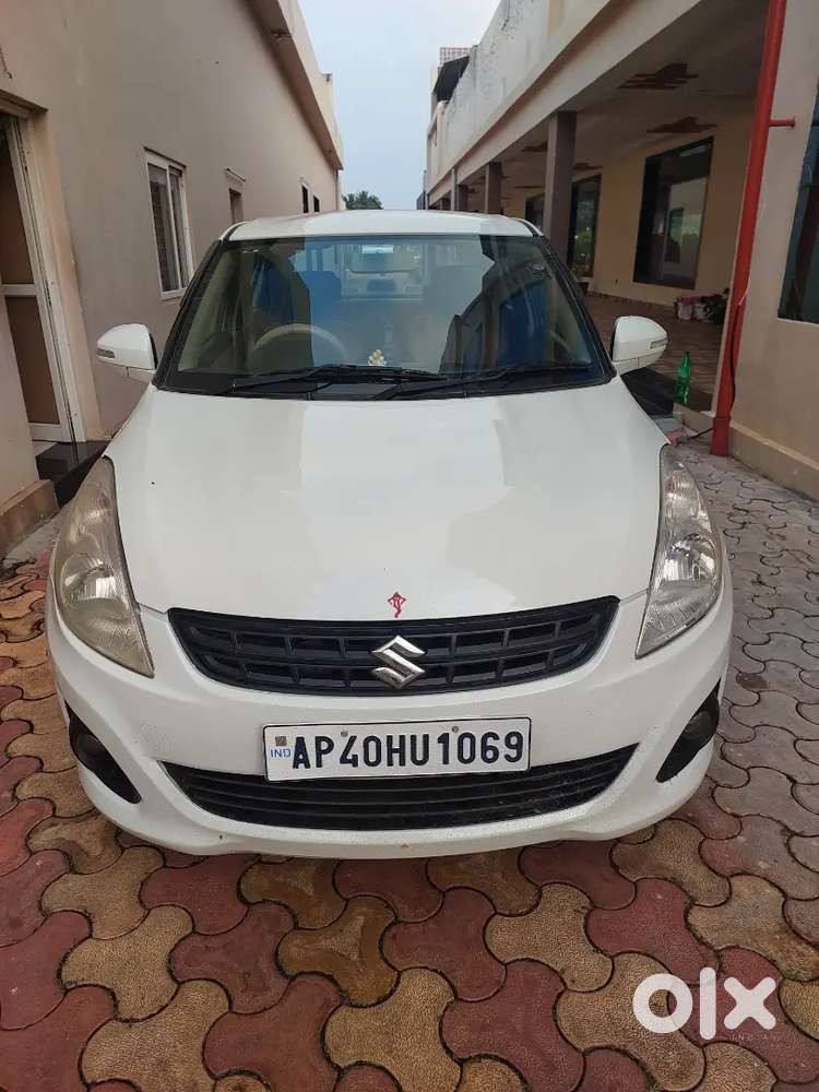 Maruti Suzuki Swift Dzire 2013 Cng & Hybrids 132000 Km Driven