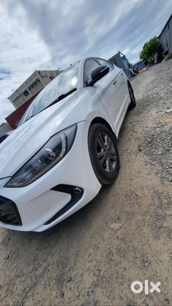 Hyundai New Elantra 2016 Diesel Well Maintained