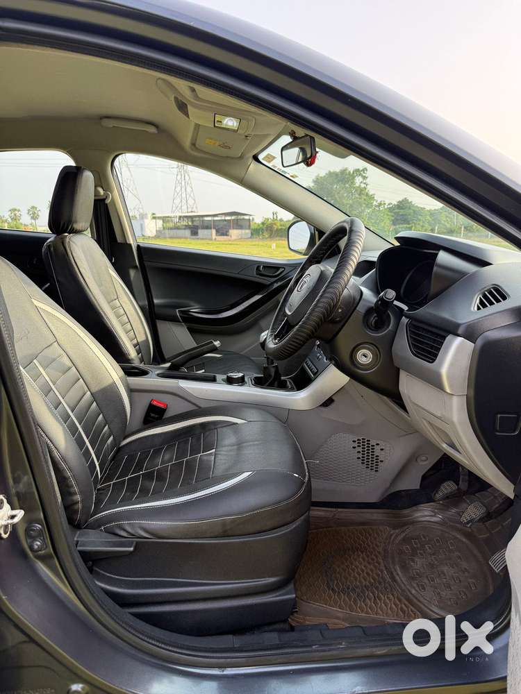 Tata Nexon 1.5 Revotorq Xm (s), 2017, Diesel