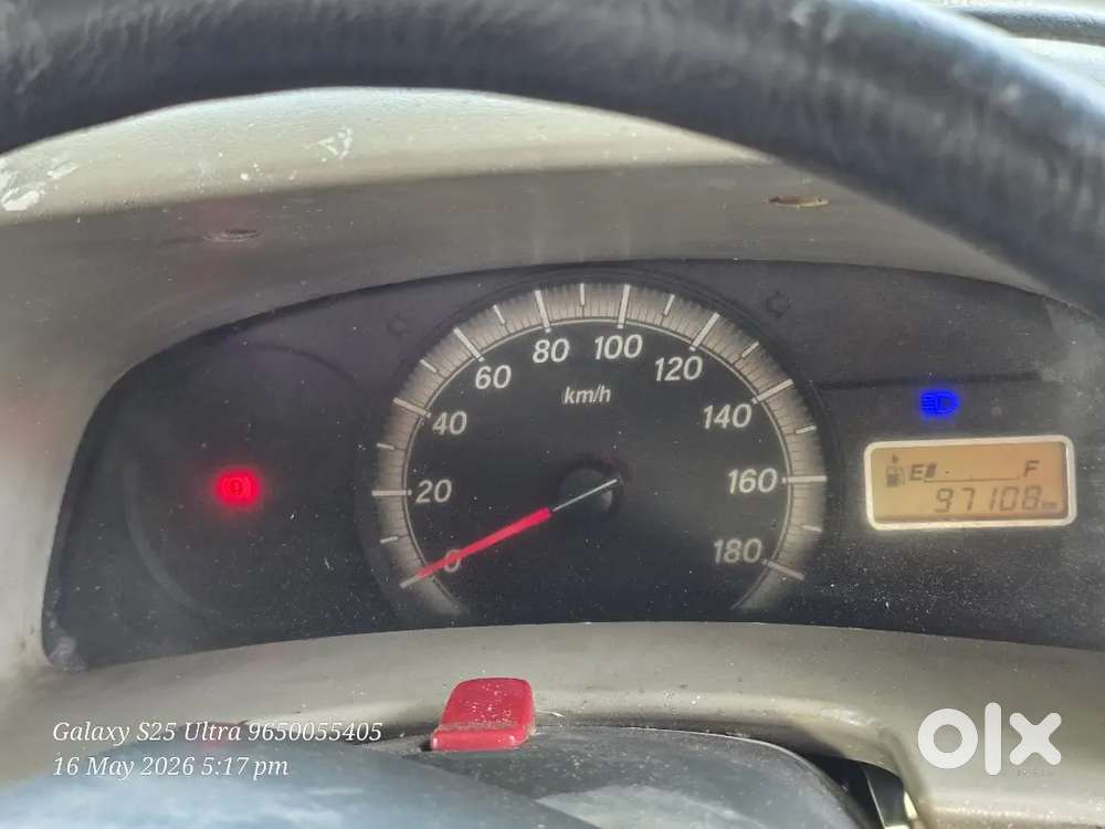 Neat And Clean Silent Engine Maruti Suzuki Eeco Cng