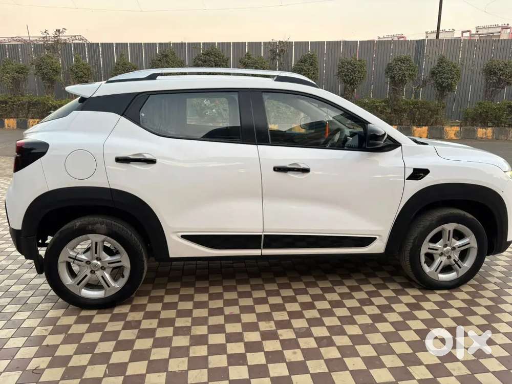 Renault Kiger 2023 Petrol 15000 Km Driven
