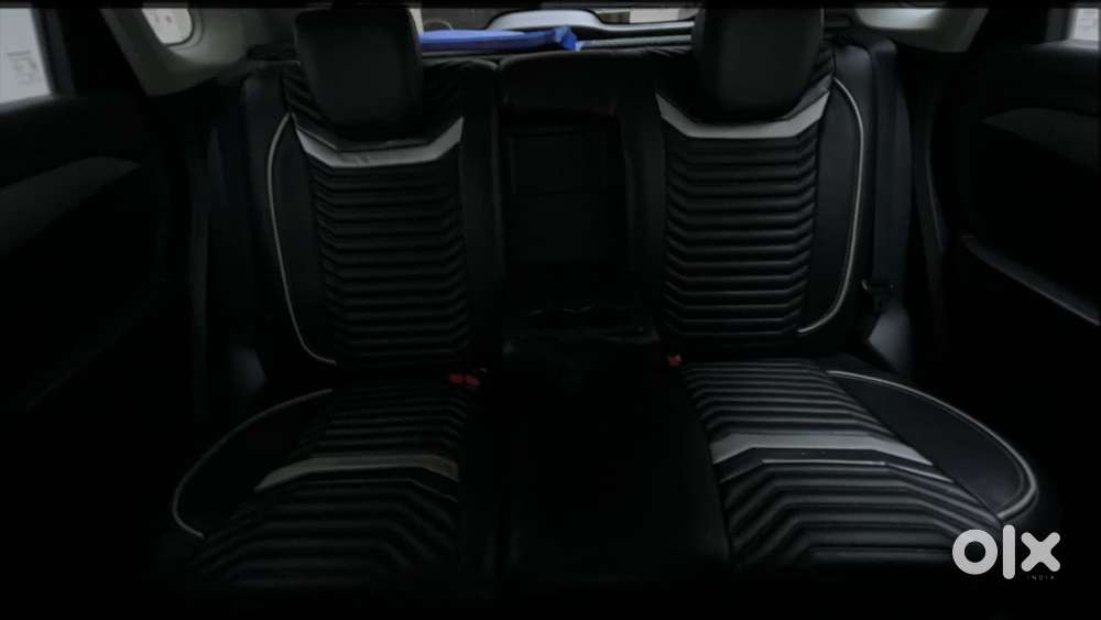 Maruti Suzuki Vitara Brezza Zdi+ Dual Tone Mt, 2016, Diesel