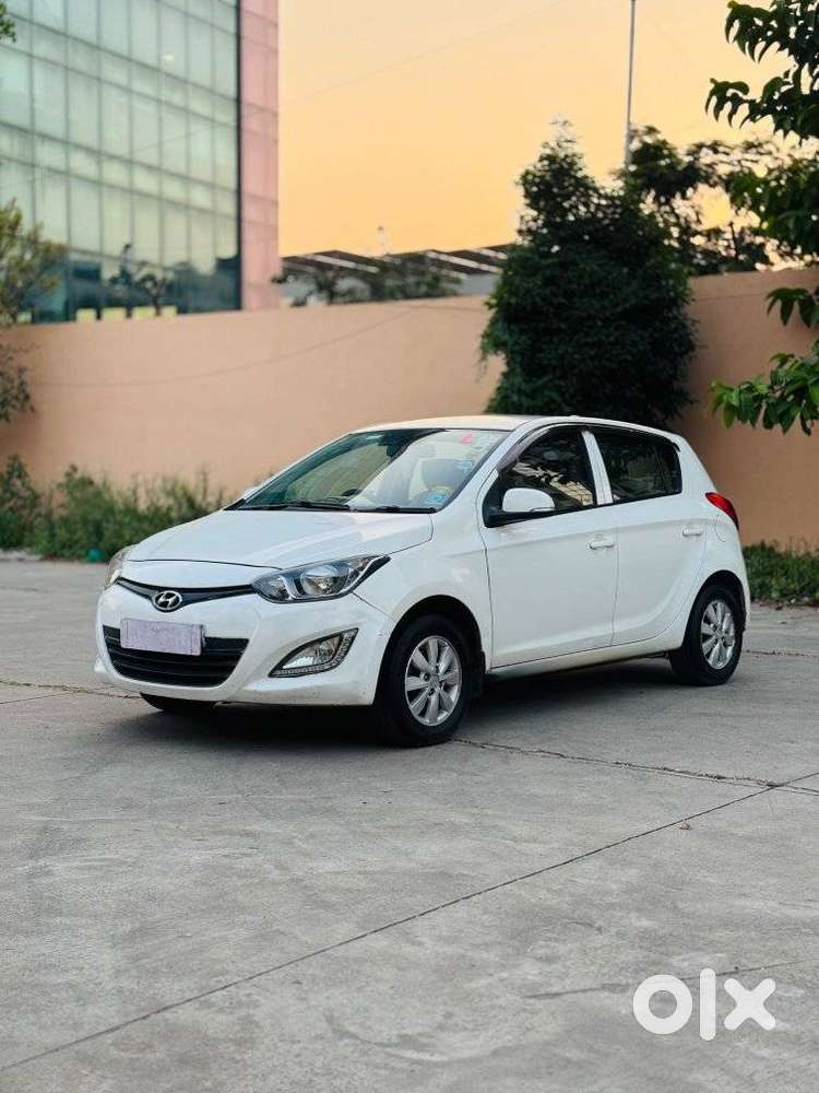 Hyundai I20 1.2 Spotz, 2014, Cng & Hybrids