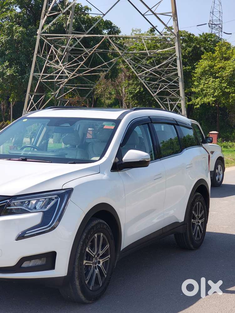 Mahindra Xuv700 2.2 Ax 7 Diesel At Str, 2021, Diesel