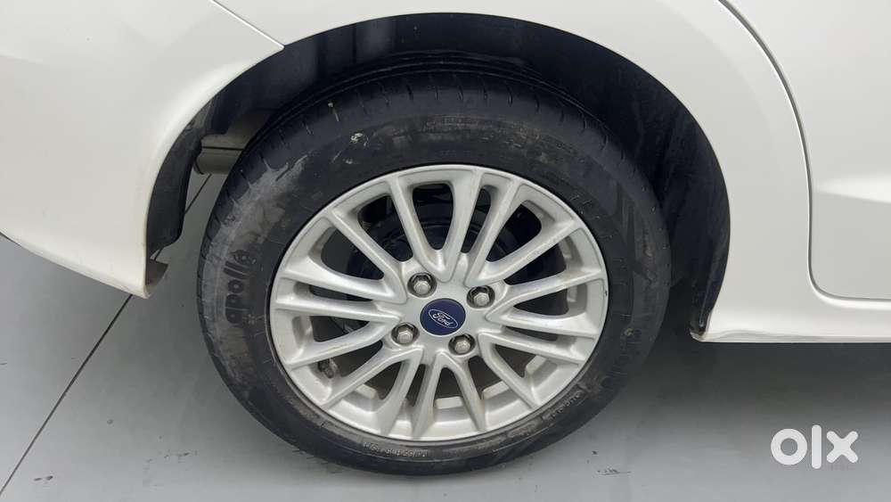 Ford Figo Aspire Titanium, 2021, Petrol