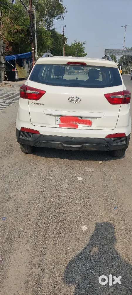 Hundai Creta Car 2018 Petrol Rs 725000
