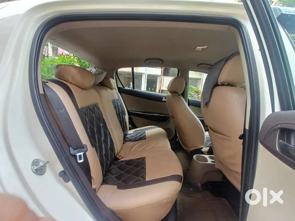 Hyundai I20 Asta 2012 Petrol Automatic
