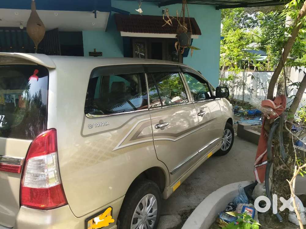 Toyota Innova 2009 Diesel Good Condition
Insurance:new
Tyres:80%
