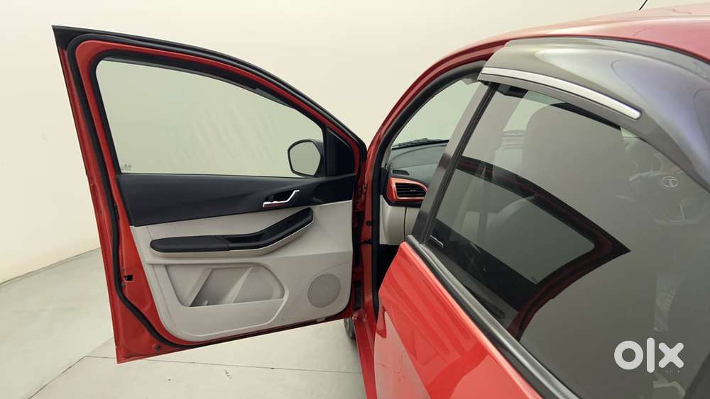 Tata Tiago Xza Plus, 2022, Petrol