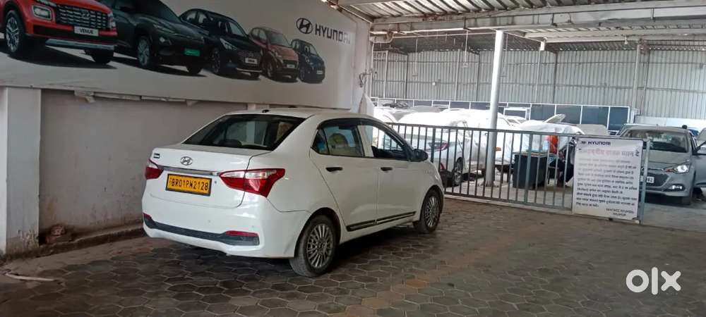 Hyundai Xcent 2022 Petrol 144000 Km Driven