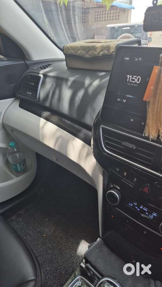 Mahindra Xuv 3xo 2025 Diesel Well Maintained