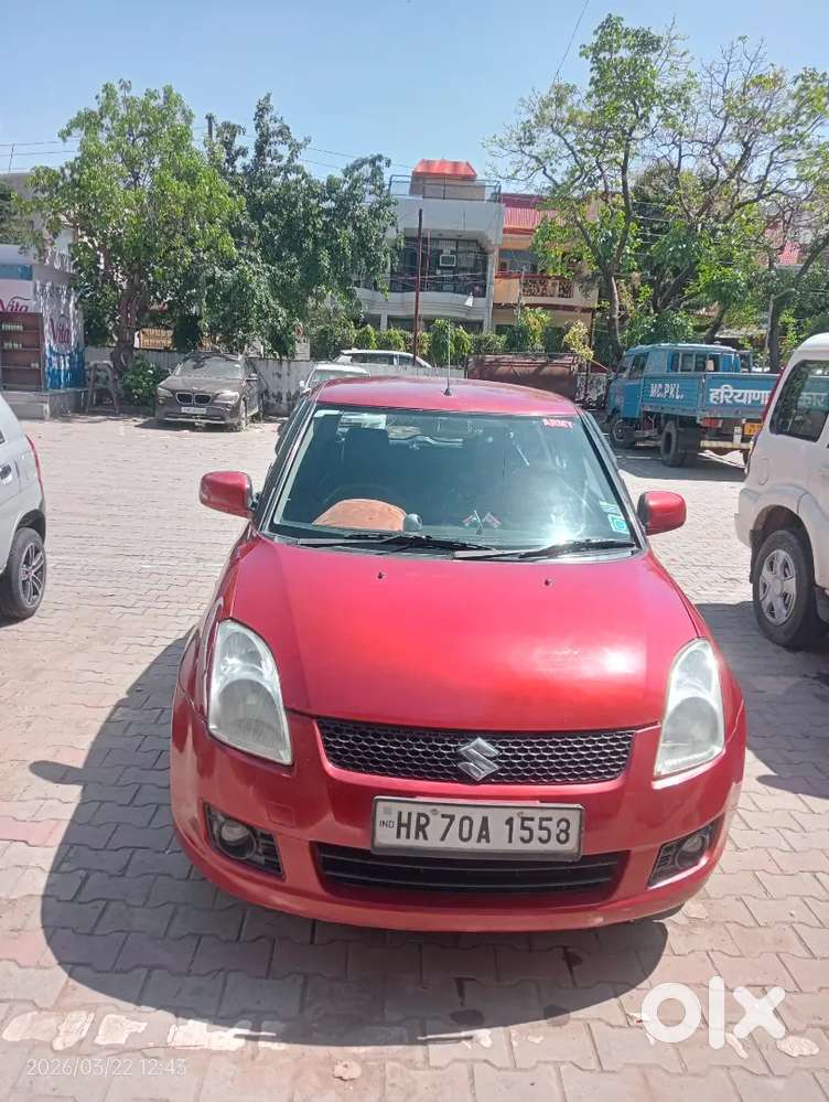 Good Condition Car Army Person Driving Tayer Ok  Hai Hr70 Number Hai