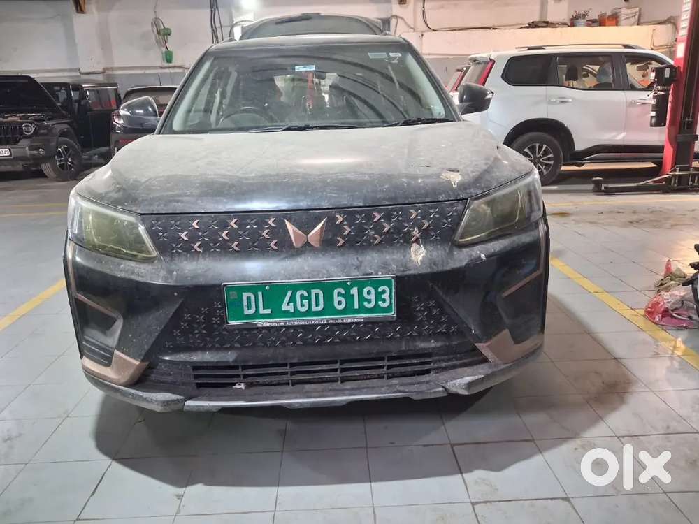 Mahindra Xuv400 Ev 2023 Electric 60000 Km Driven