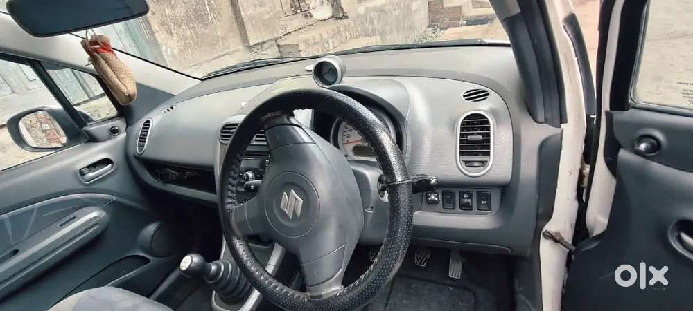 Maruti Suzuki Ritz 2011 Year Petrol+cng On Paper