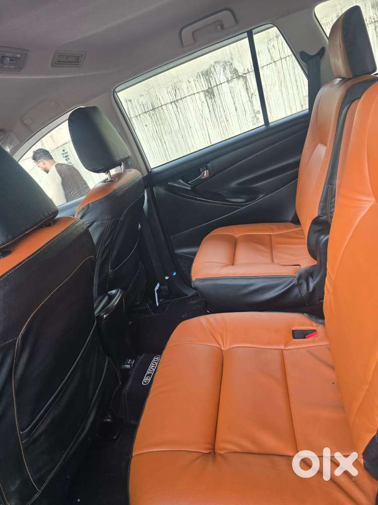 Toyota Innova Crysta 2.8 Gx At 7 Str, 2017, Diesel