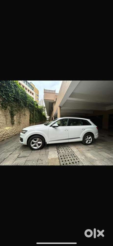 Audi Q7 2018 Register