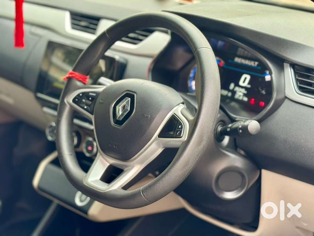 Renault Triber Rxz, 2023, Petrol