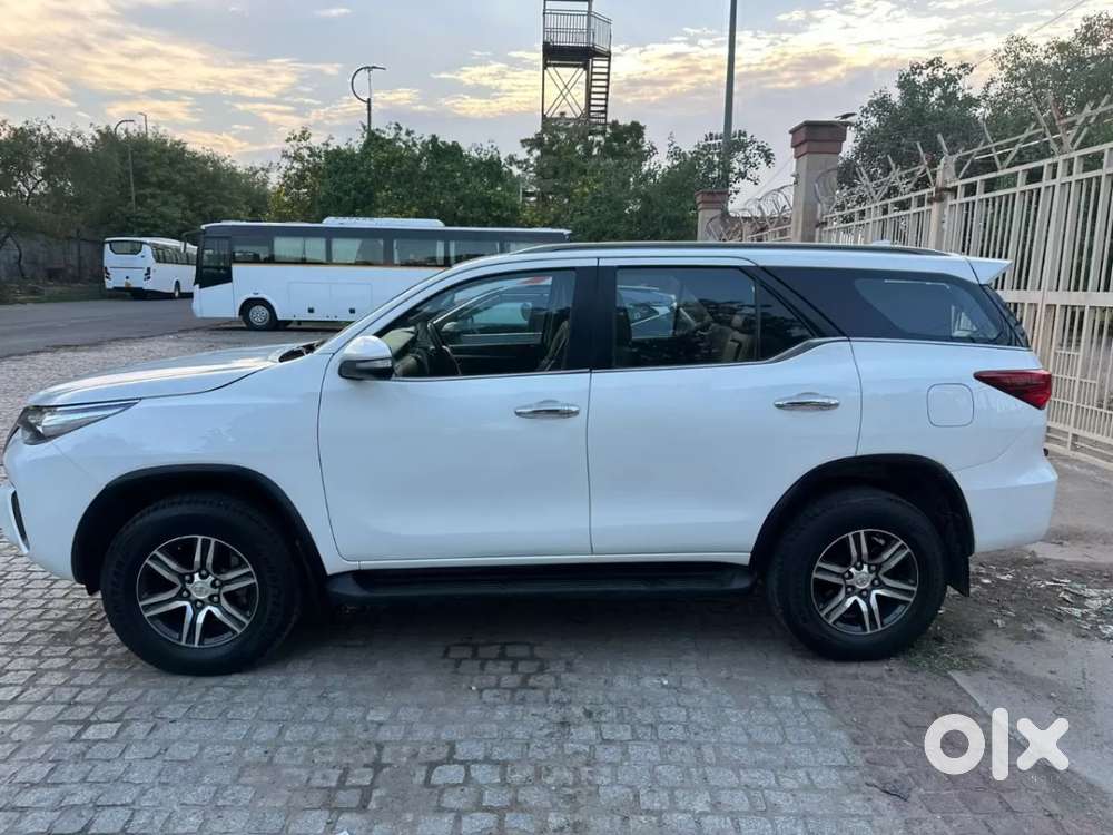 Toyota Fortuner 4x2 At 2.8 Diesel, 2017, Diesel