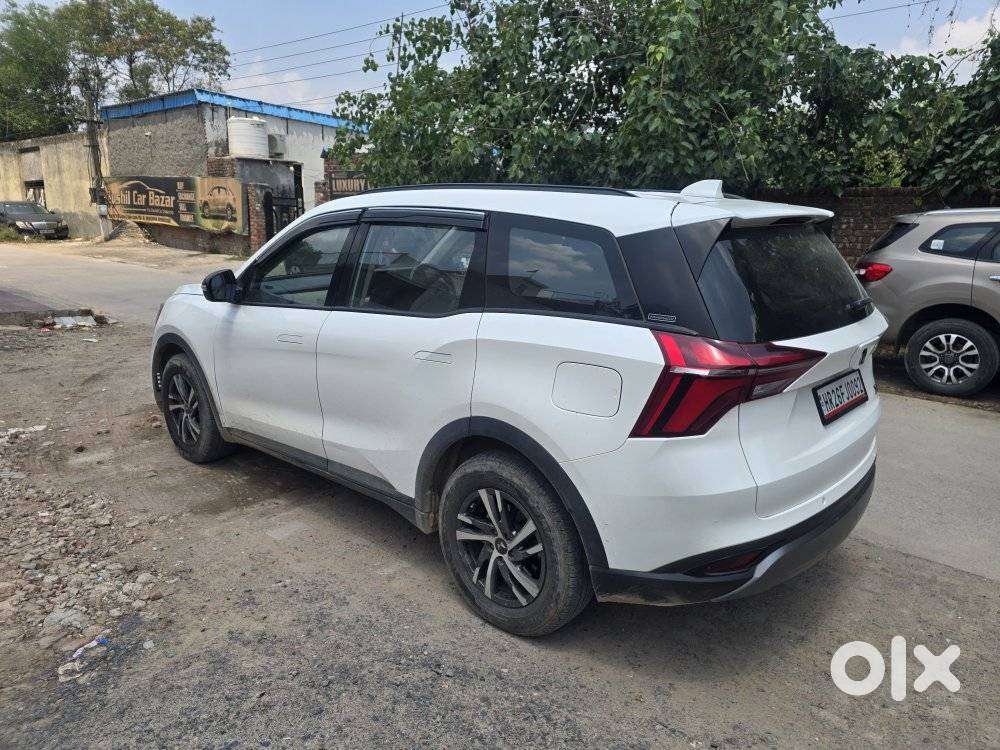 Mahindra Xuv700 2.2 Ax 5 Diesel At 7 Str, 2024, Diesel