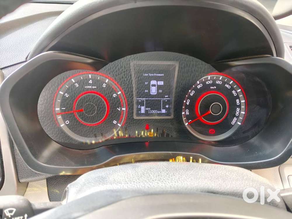 Mahindra Xuv 300 W8(o) Petrol Of 2024 Up For Sale