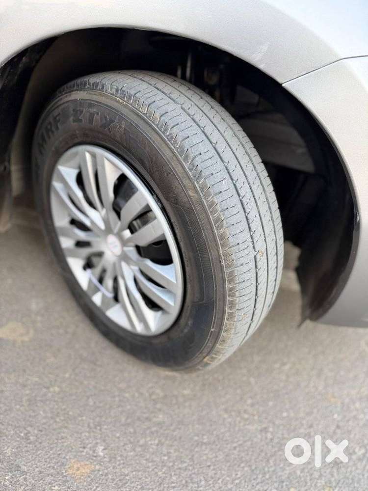 Maruti Suzuki Dzire Vxi Ags, 2021, Petrol