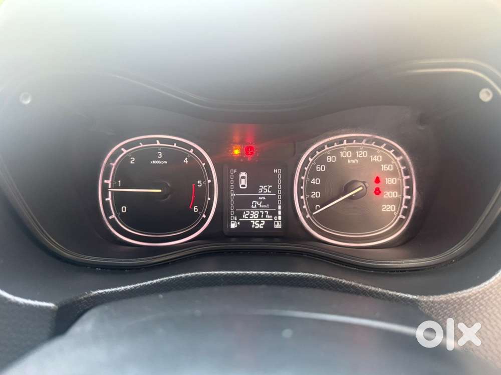Maruti Suzuki Brezza Zdi Plus, 2017, Diesel