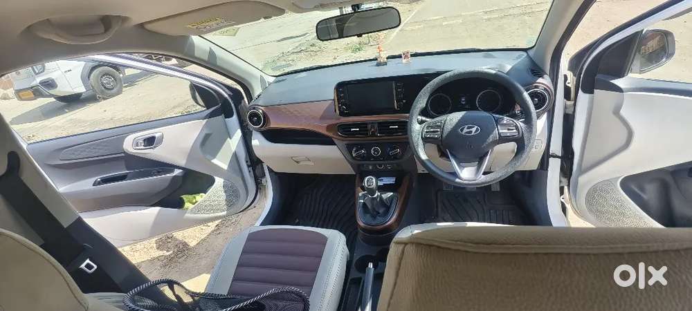 Hyundai Aura Sx Cng 2023  23k Run  Top Model  Single Owner