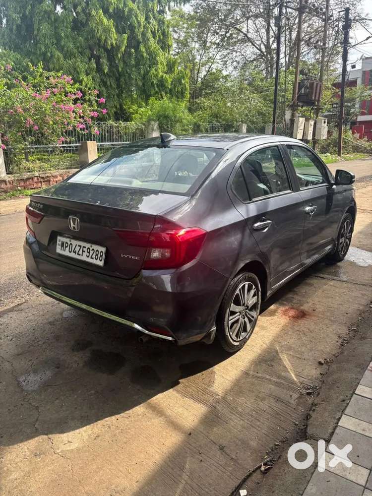 Grey Colour Honda Amaze Good Maintain New Condition