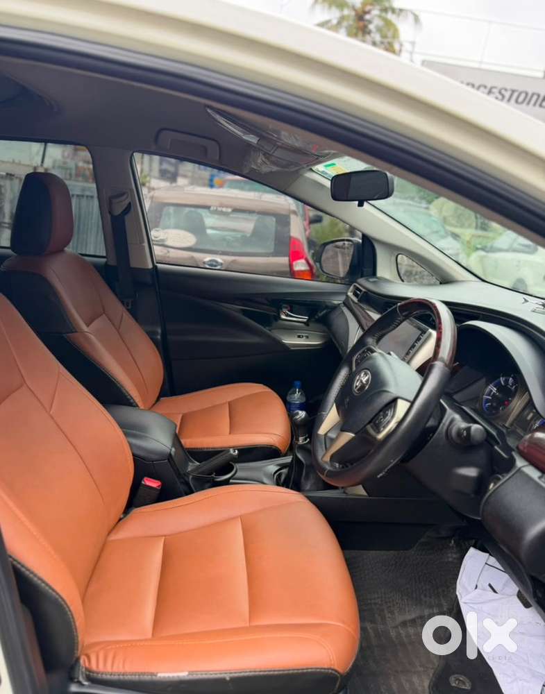 Toyota Innova Crysta 2020