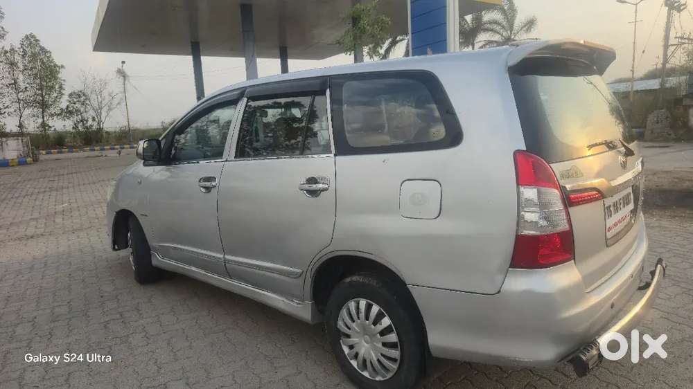 Toyota Innova 2013 Diesel 295000 Km Driven