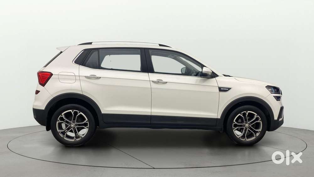 Skoda Kushaq 1.0 Tsi Style, 2023, Petrol