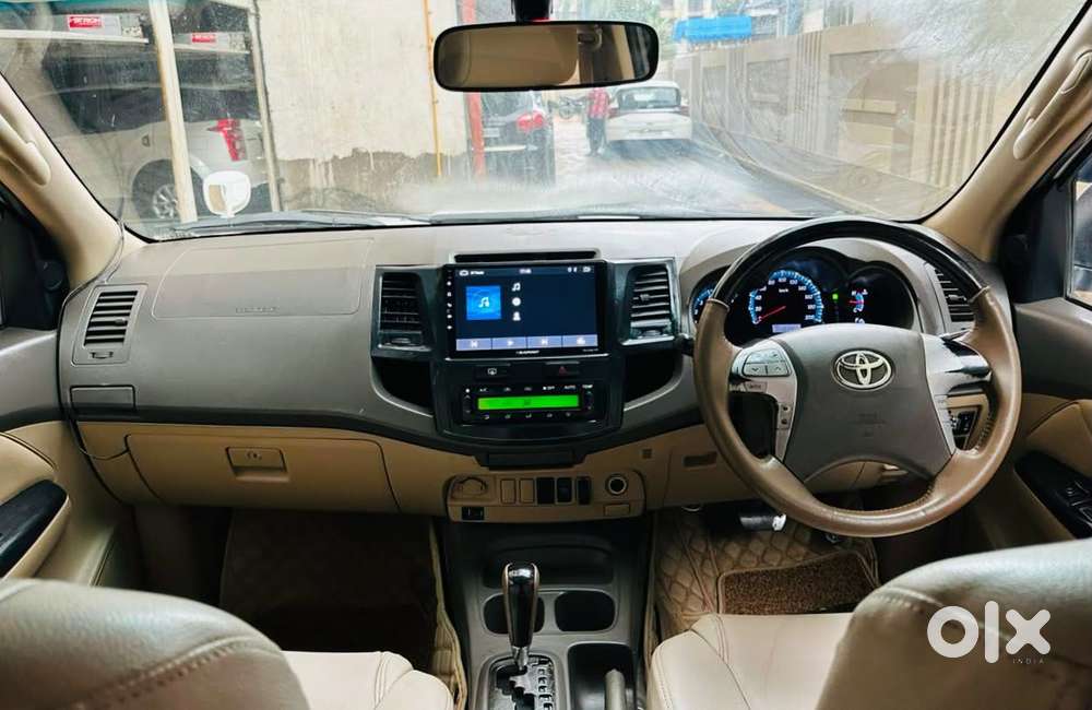 Toyota Fortuner 3.0 4x2 Automatic, 2012, Diesel
