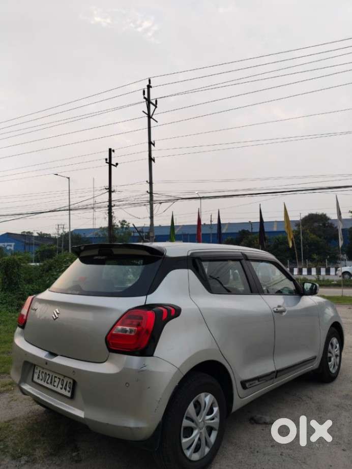 Maruti Suzuki Swift Vvt Vxi, 2021, Petrol