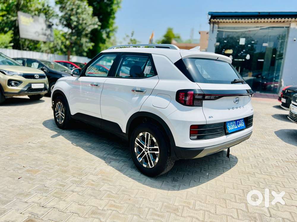 Hyundai Venue 1.0 Sx (o) Turbo Dct, 2025, Petrol