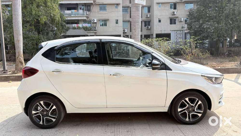 Tata Tiago 1.2 Revotron Xz (o), 2023, Petrol