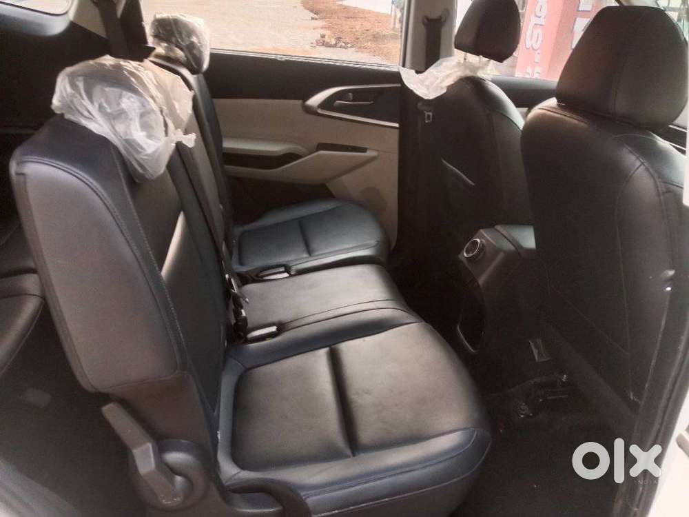 Kia Carens 1.5 Premium 7 Str, 2025, Petrol